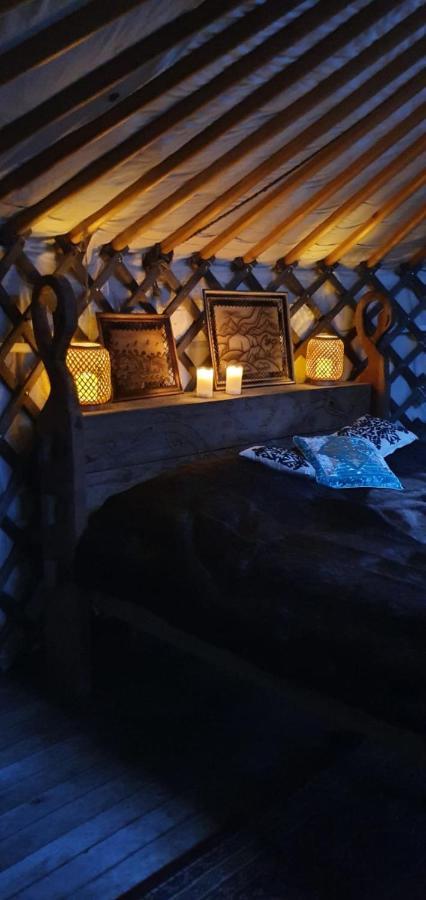 Vittfarnas Hird Vikingaby Bed and Breakfast Sosdala Exterior foto