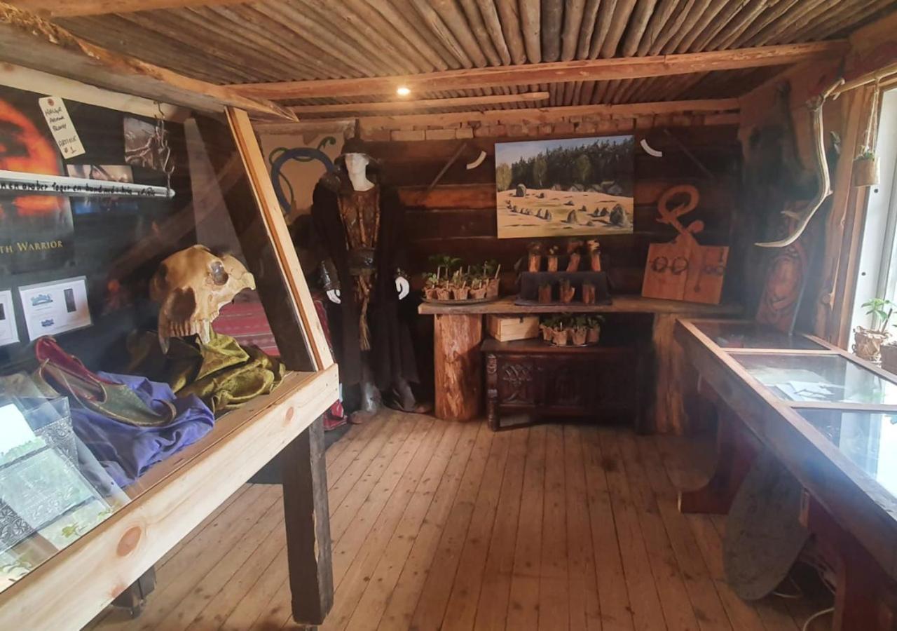 Vittfarnas Hird Vikingaby Bed and Breakfast Sosdala Exterior foto